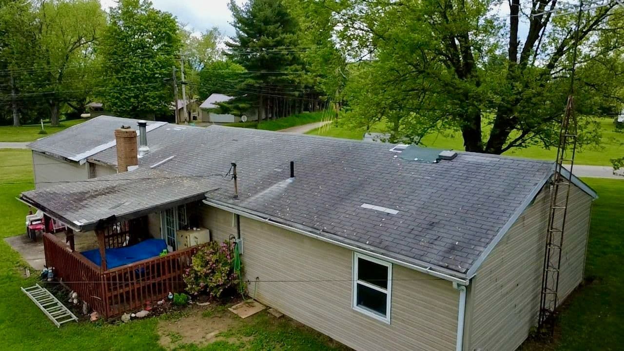 Gallery photos for Stunning Home Transformation with Quality Roofing and Siding: Image #3